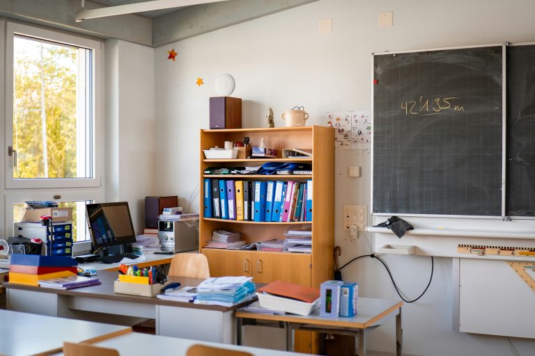 What to Consider When Choosing a Preparatory School